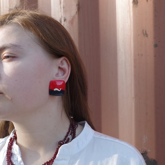 Vintage Clay Red & Blue Whale Earrings - Picture 1 of 6